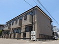 物置もついて収納便利！1階角部屋です。駐車場2台目3,300円/月。保証会社審査あり。更新料不要。決済サービス料330円/月。駆けつけサービス加入必須880円/月※法人契約の場合は2年一括16,500円。写真は別室のものです。家財保険はオーナー指定の保険有り。